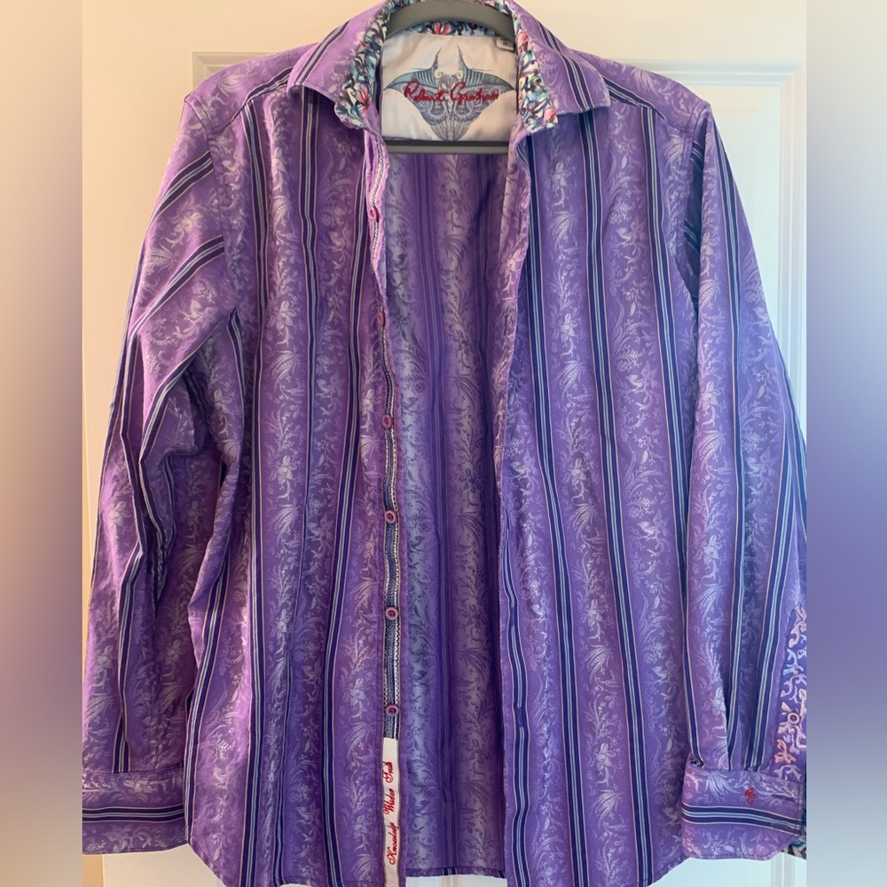 Robert Graham long sleeve button shirt.  Medium classic fit